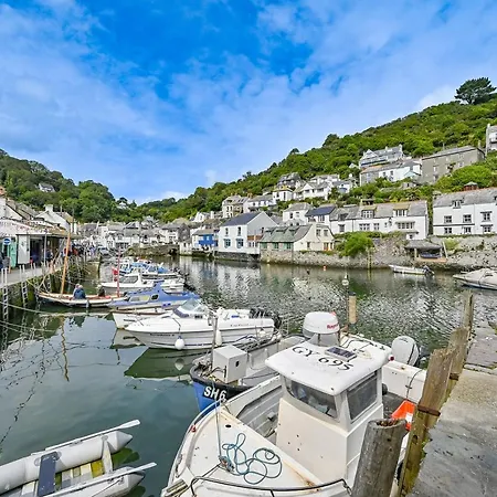 Nyaraló Luxury Couple's Getaway With River Views And Parking Polperro